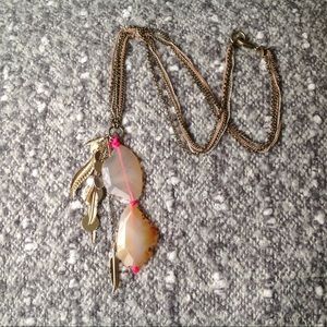 💥4 for $20💥 NWOT Adorable Fashion Necklace